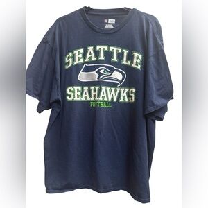 NFL TEAM APPAREL Seattle Seahawks Short Sleeve Men’s XXL NFL Football Tshirt EUC
